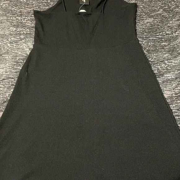 BlueNotes Simple Black Dress - Picture 2 of 3